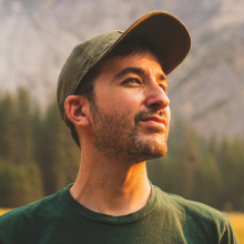 About team skip 02 1.jpg